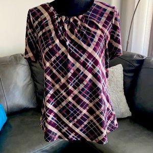 Calvin Klein Top in Size Large. New with tags.